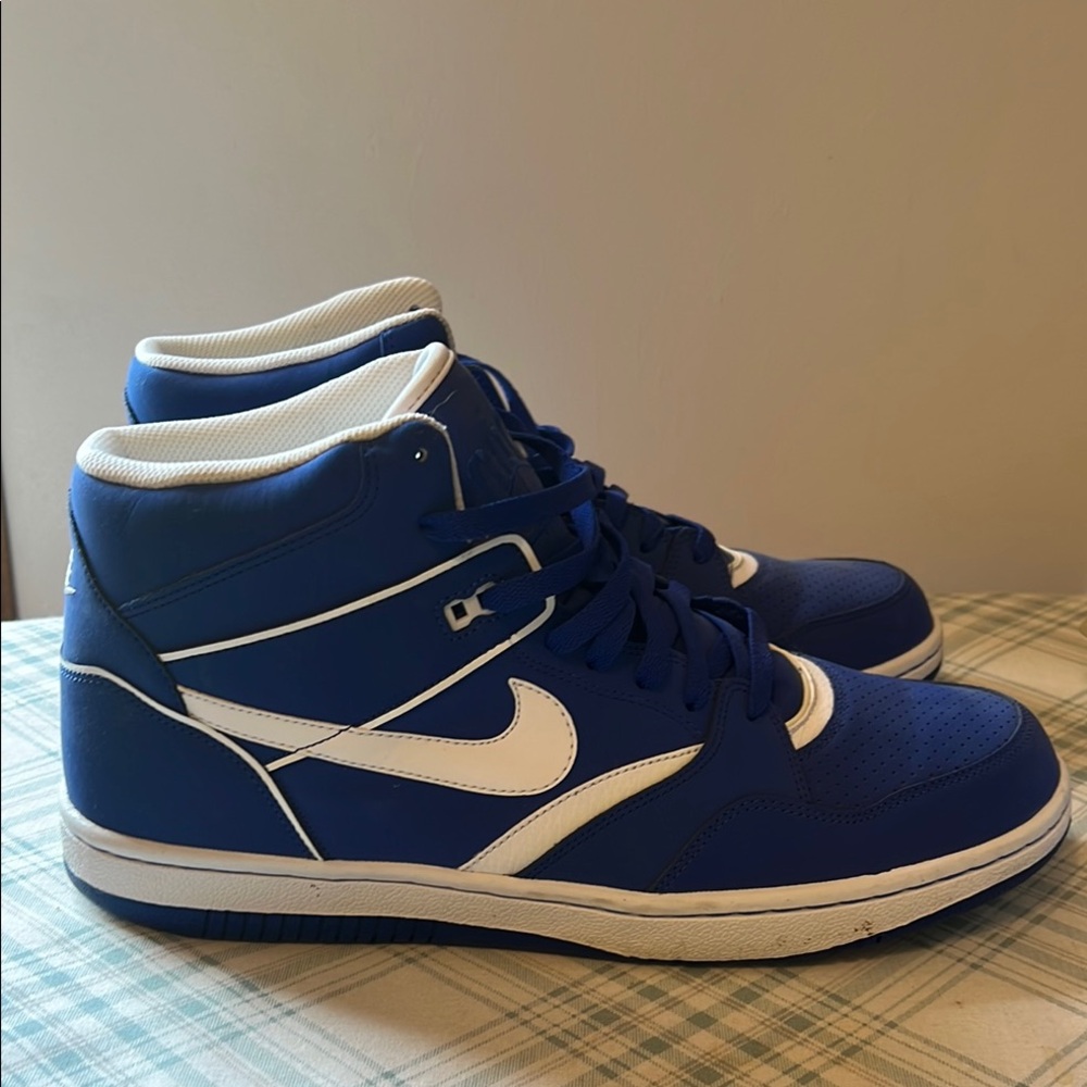 Nike Sky Force Blue and White Athletic Shoes - Picture 5 of 6
